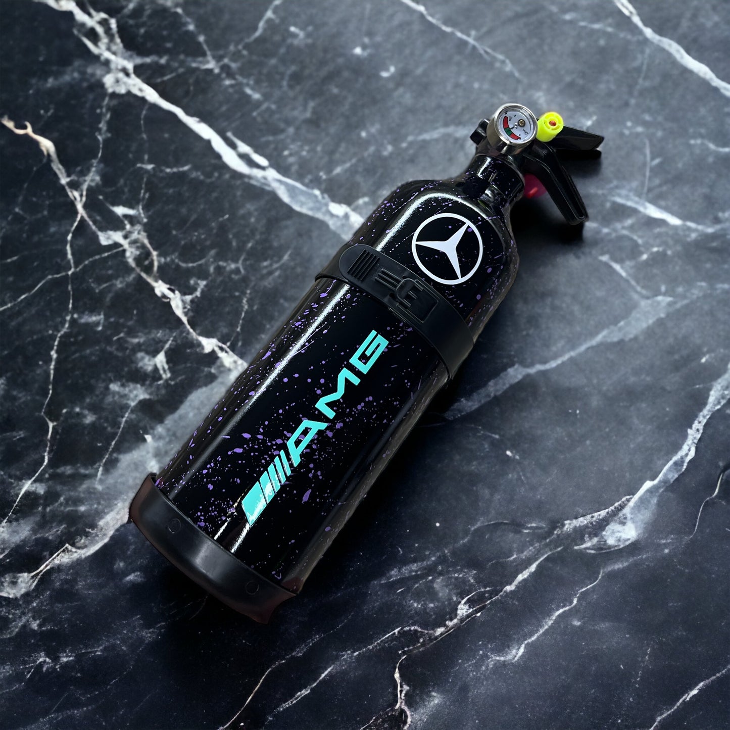 Extincteur voiture Mercedes AMG personnalisable (1KG)