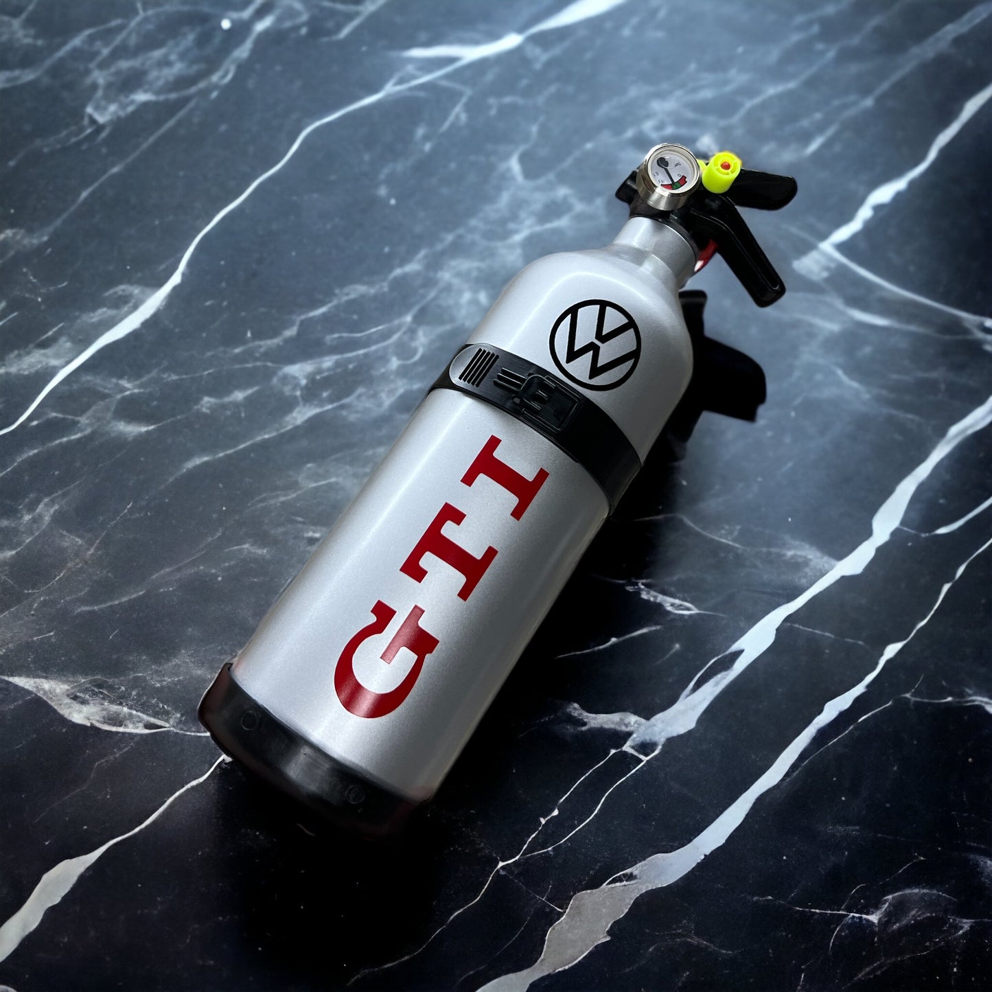 Extincteur voiture Volkswagen Gti personnalisable (1KG)
